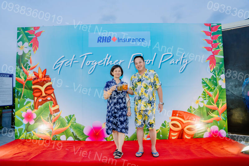 15 Mẫu Photobooth Trong Gala Dinner, Year End Party Cơ Bản